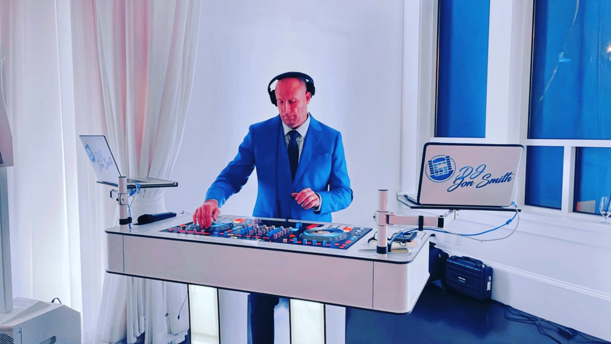 The Impact of a Wedding DJ on Creating Lifelong Memories